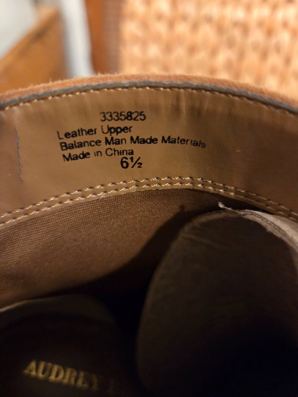 Tan Heeled ankle boots - Picture 3 of 3